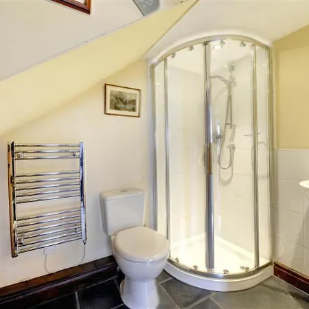 Clappersgate Way By Interhome